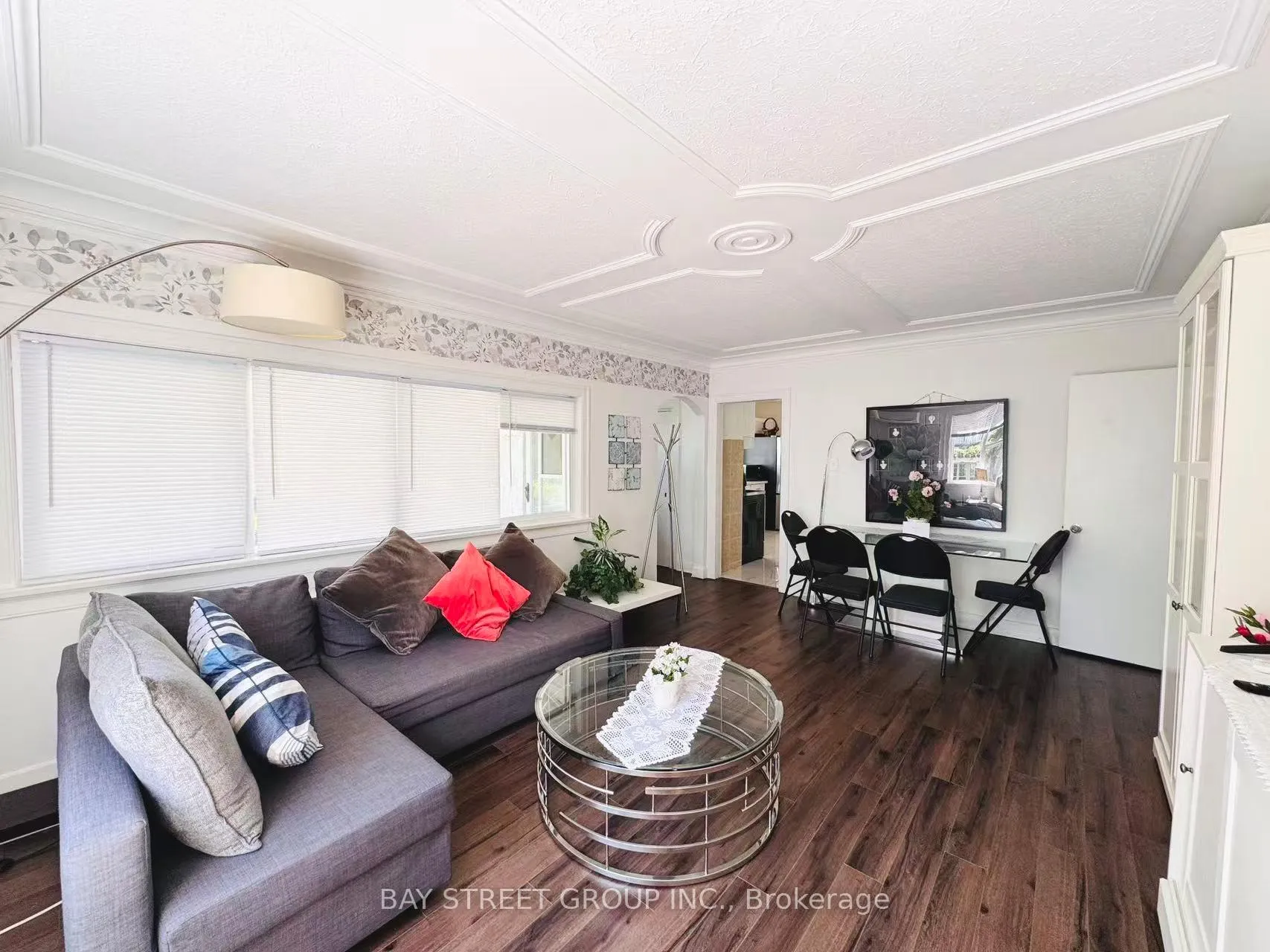 Photo 6 of 4305 Bampfield Street, Niagara Falls, Downtown — HOMEH