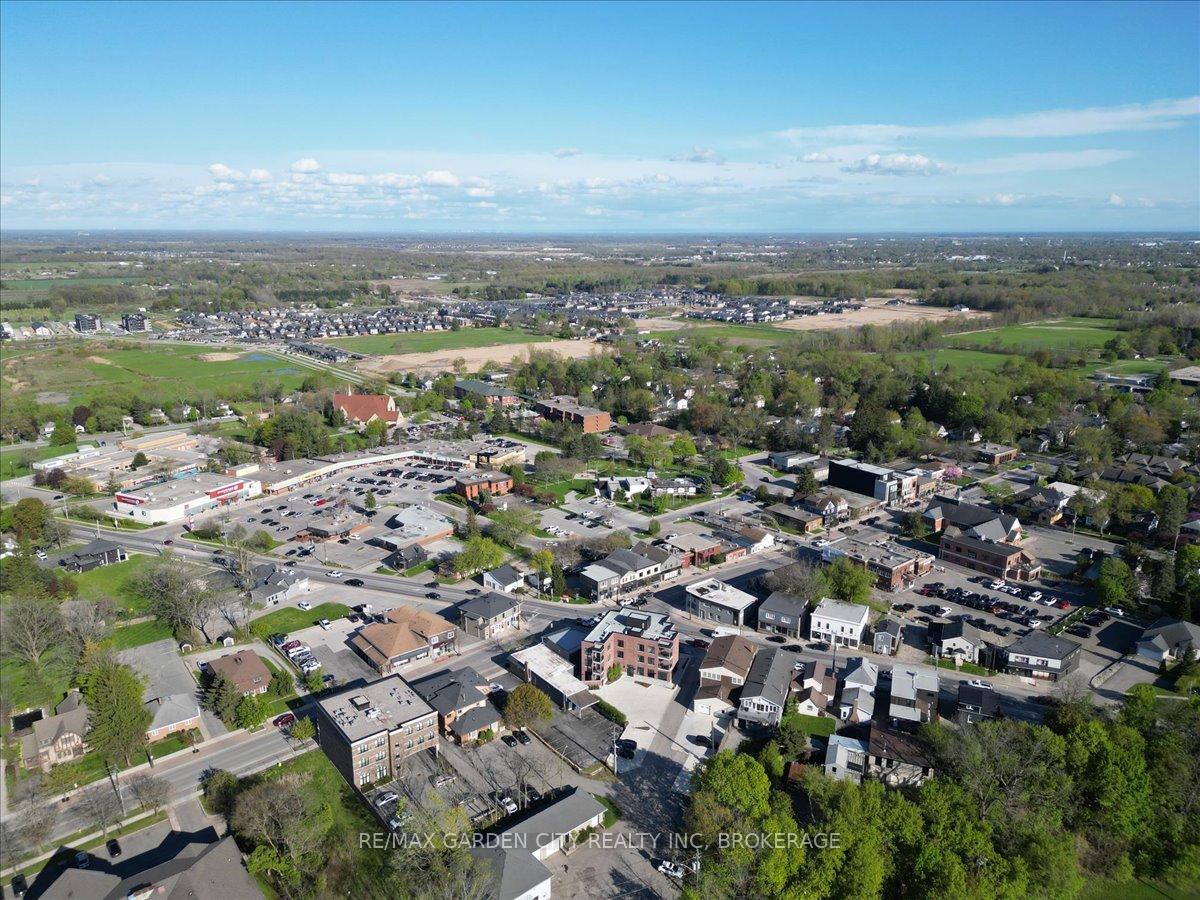 Photo 15 of 13 Lorimer Street, Pelham, Fonthill — HOMEH