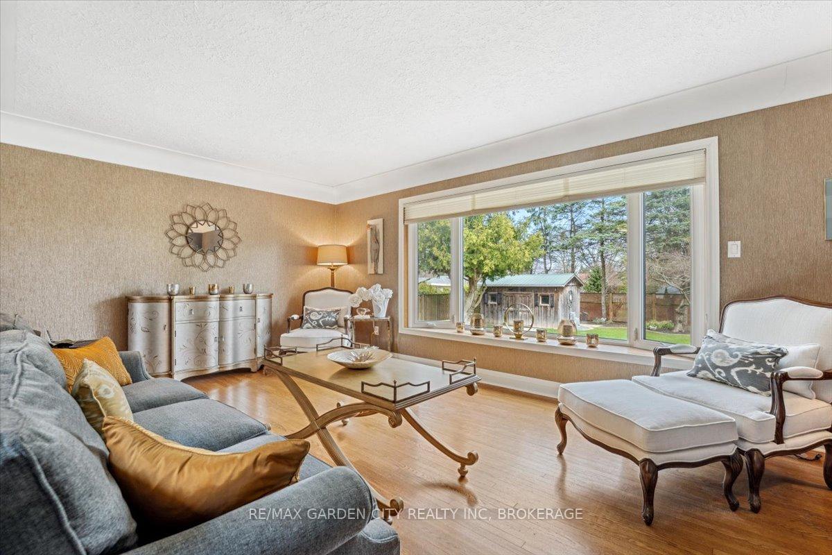 Photo 19 of 13 Lorimer Street, Pelham, Fonthill — HOMEH