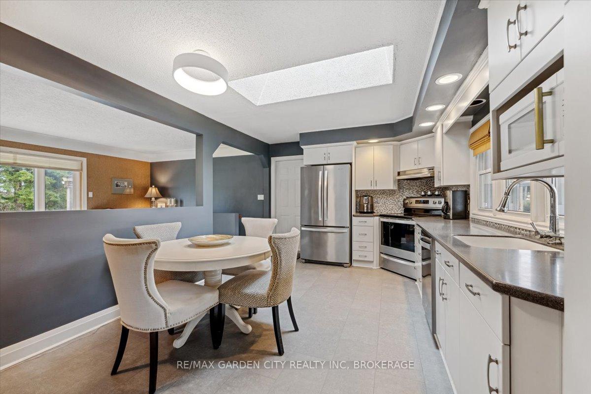 Photo 22 of 13 Lorimer Street, Pelham, Fonthill — HOMEH