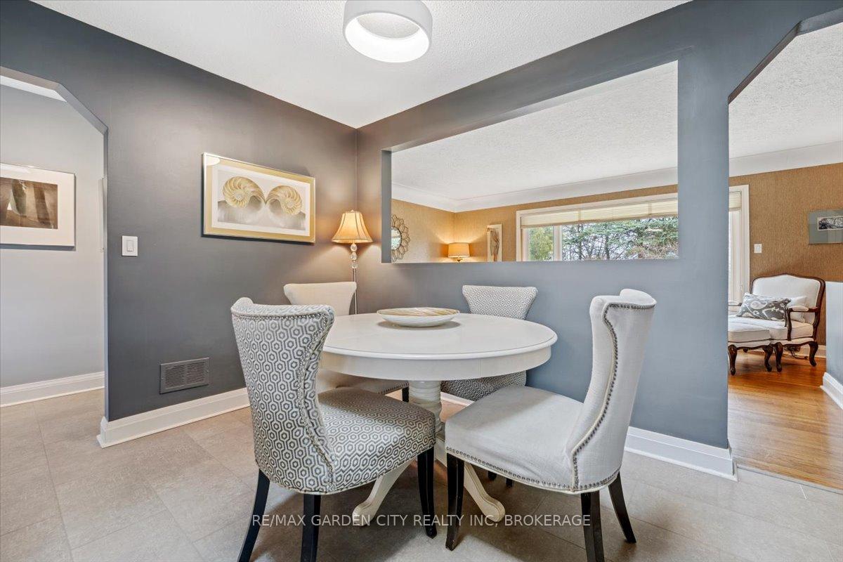 Photo 24 of 13 Lorimer Street, Pelham, Fonthill — HOMEH