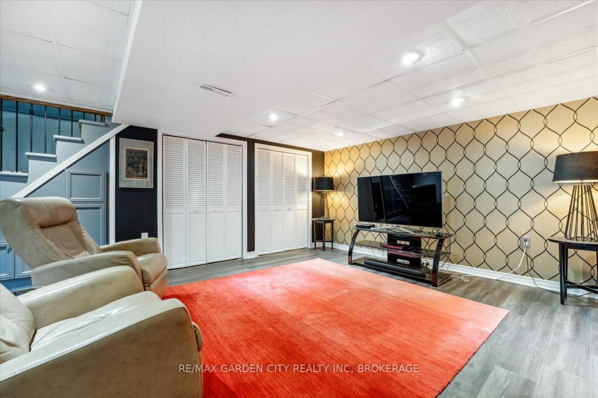 Photo 34 of 13 Lorimer Street, Pelham, Fonthill — HOMEH