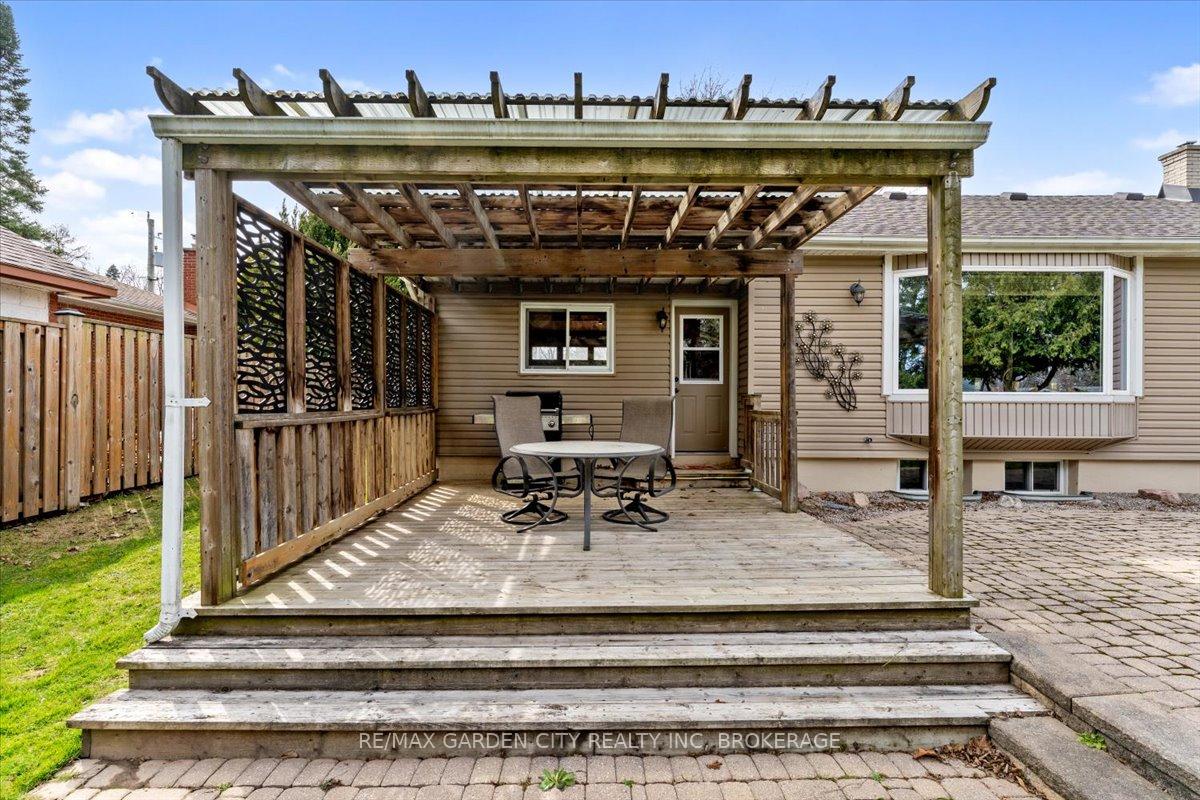 Photo 43 of 13 Lorimer Street, Pelham, Fonthill — HOMEH