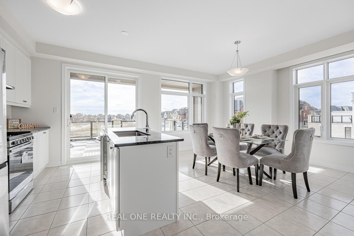Photo 9 of 70 Johann Drive, Markham, Middlefield — HOMEH
