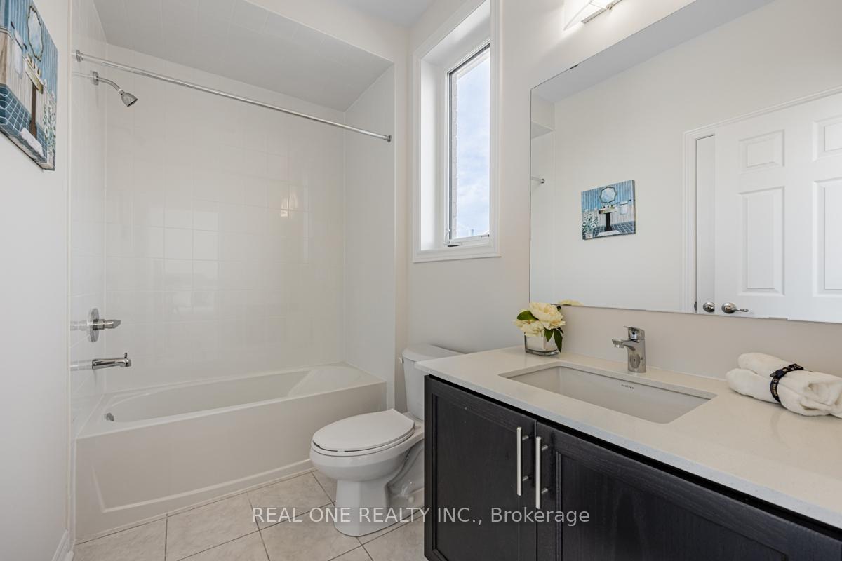 Photo 32 of 70 Johann Drive, Markham, Middlefield — HOMEH