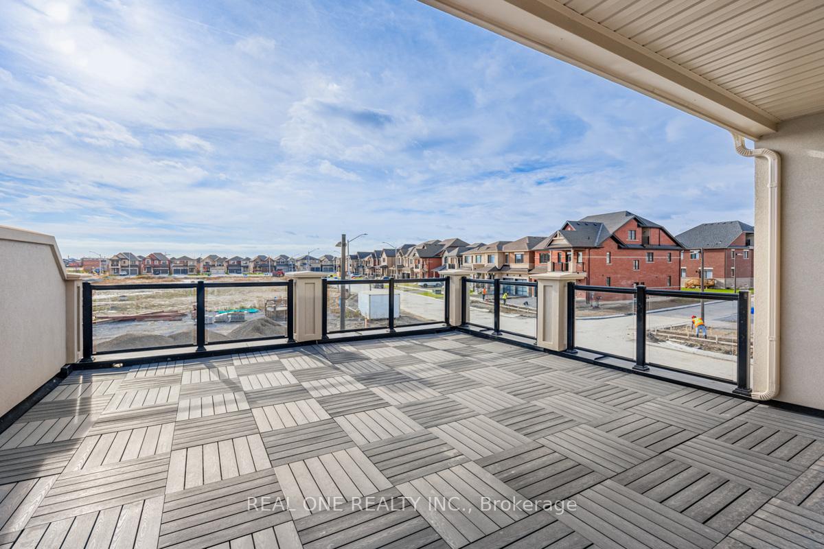 Photo 34 of 70 Johann Drive, Markham, Middlefield — HOMEH