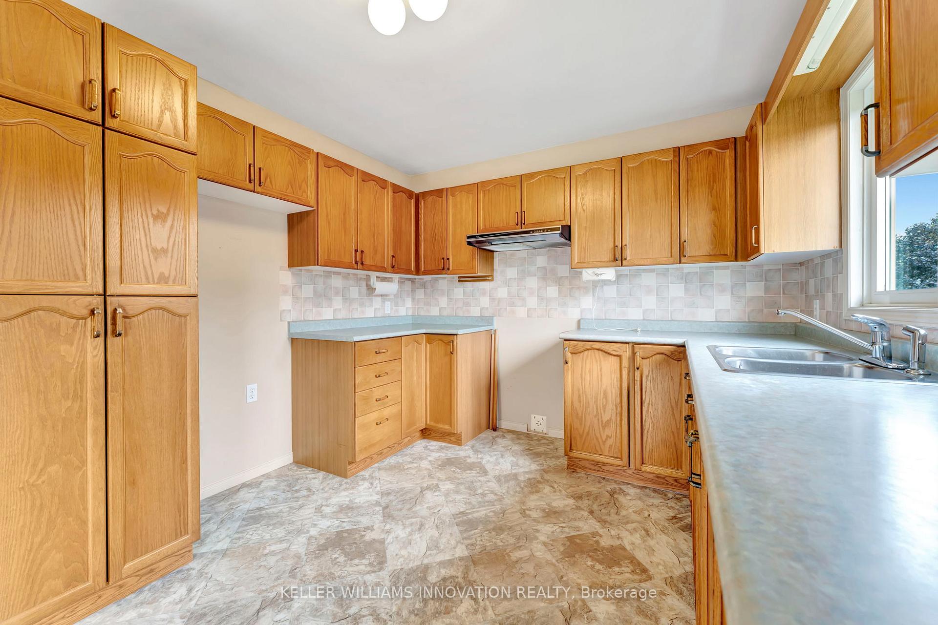 Photo 10 of 480 Havelock Avenue S, North Perth, Listowel — HOMEH