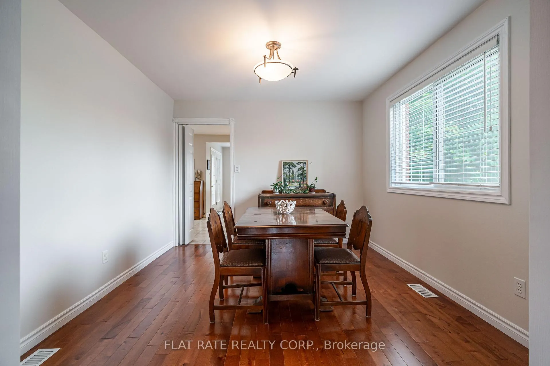 Photo 9 of 2876 Jennifer Drive, Peterborough, Northcrest Ward 5 — HOMEH