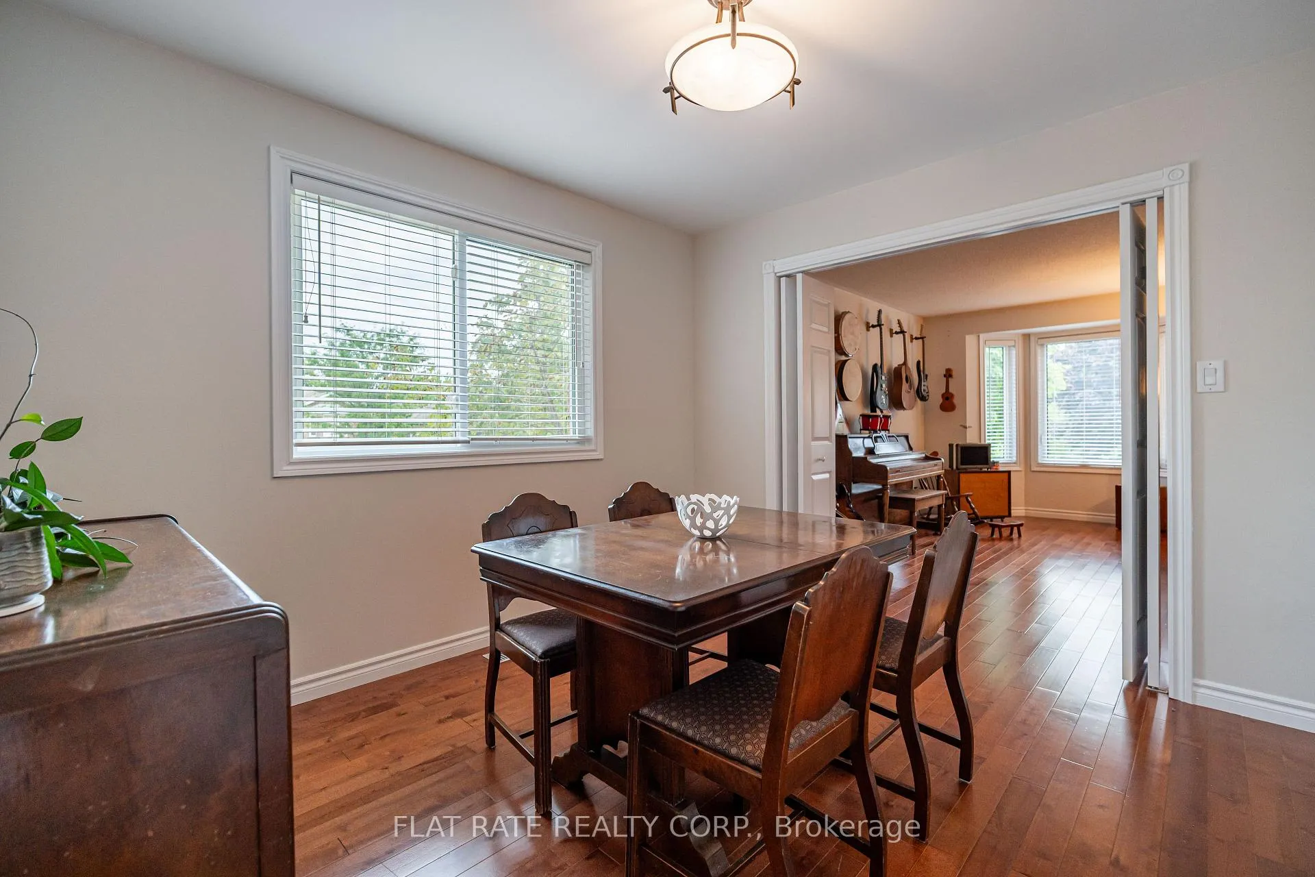Photo 10 of 2876 Jennifer Drive, Peterborough, Northcrest Ward 5 — HOMEH