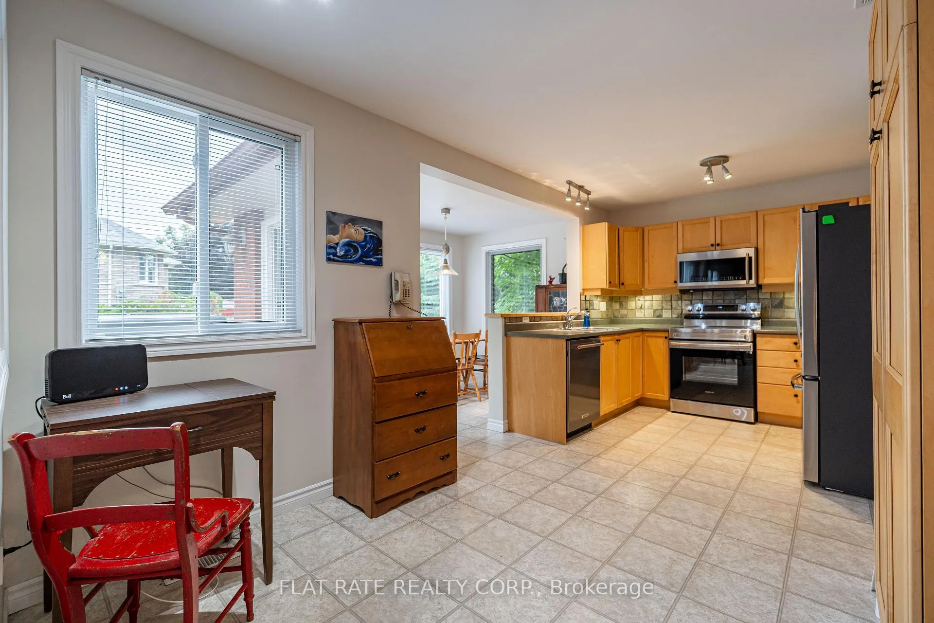 Photo 11 of 2876 Jennifer Drive, Peterborough, Northcrest Ward 5 — HOMEH