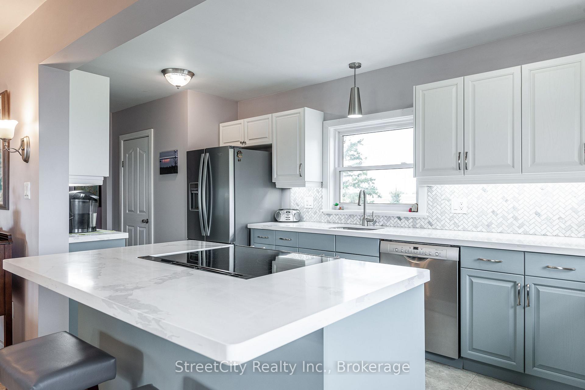 Photo 9 of 4060 Line 39, Perth East, Ellice — HOMEH