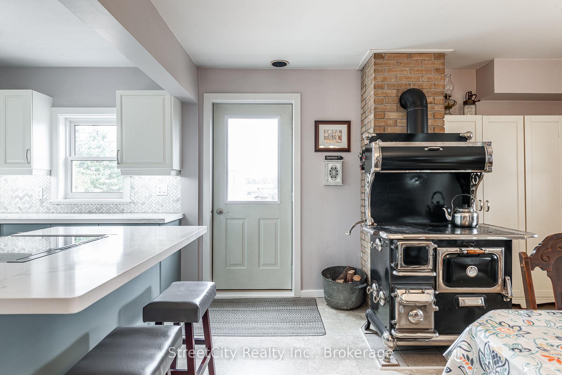 Photo 15 of 4060 Line 39, Perth East, Ellice — HOMEH