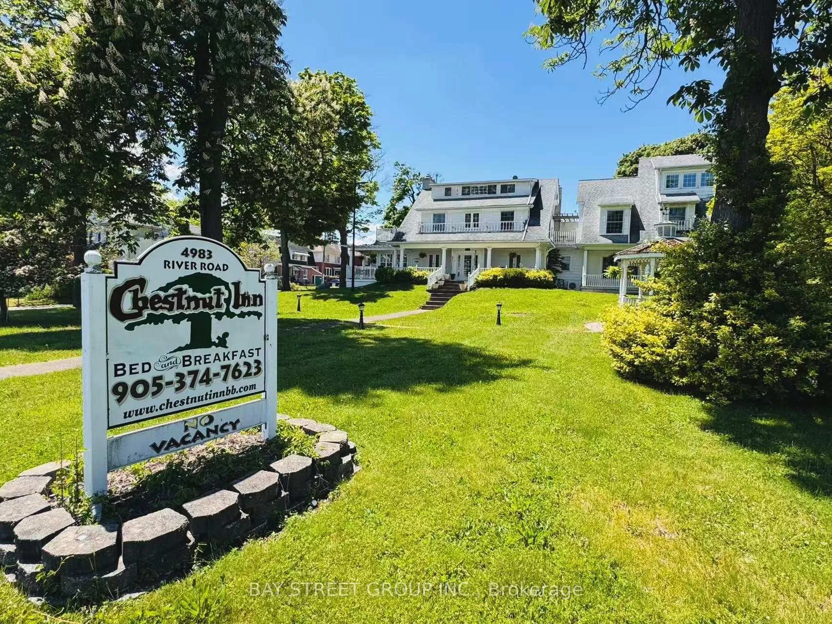 Photo 2 of 4983 River Road, Niagara Falls, Downtown — HOMEH