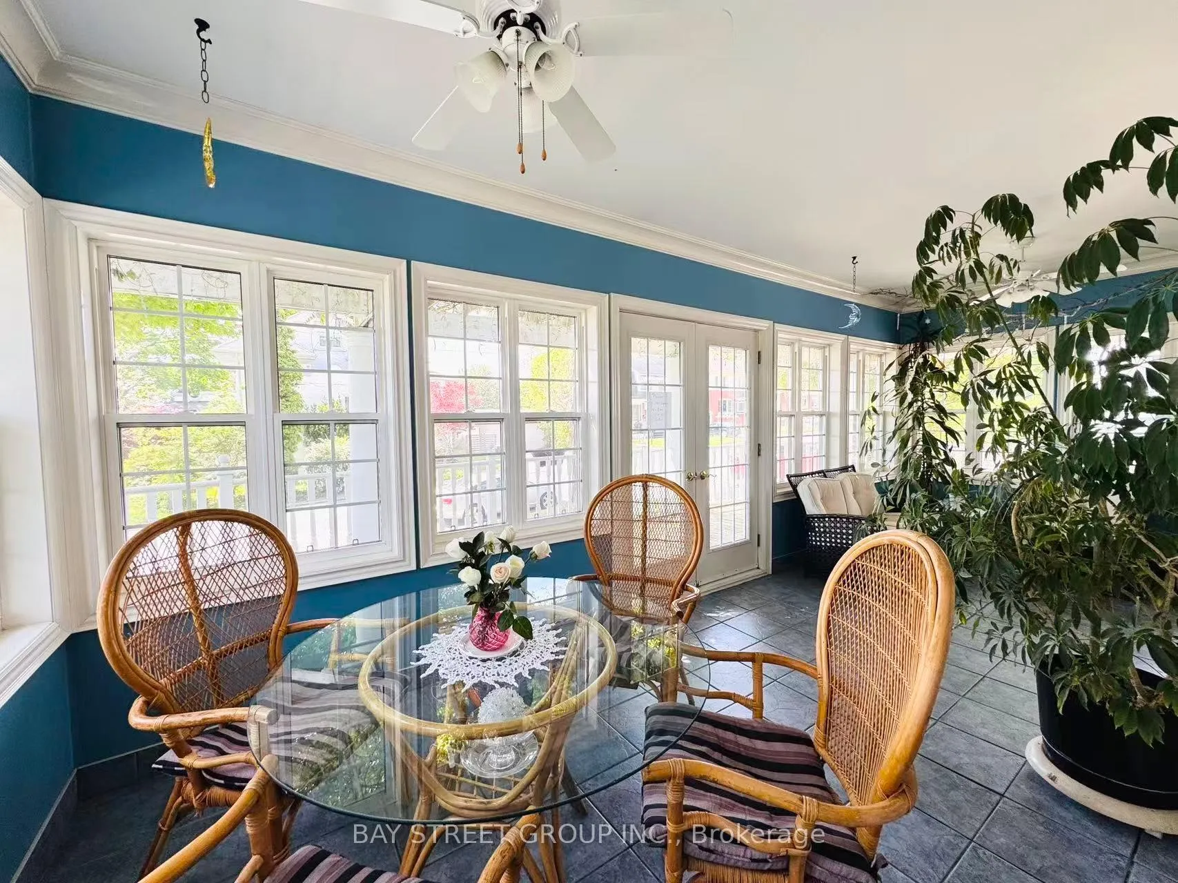 Photo 6 of 4983 River Road, Niagara Falls, Downtown — HOMEH