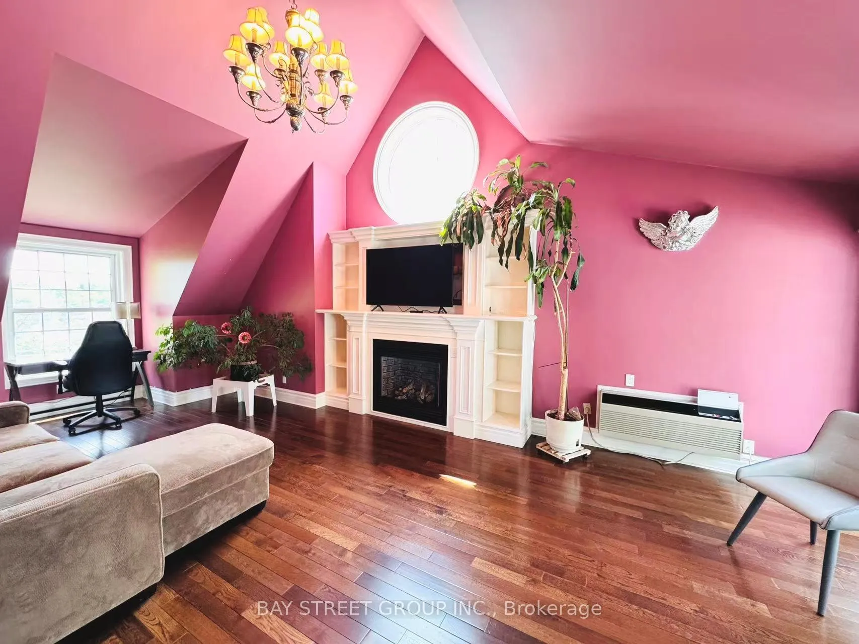 Photo 22 of 4983 River Road, Niagara Falls, Downtown — HOMEH