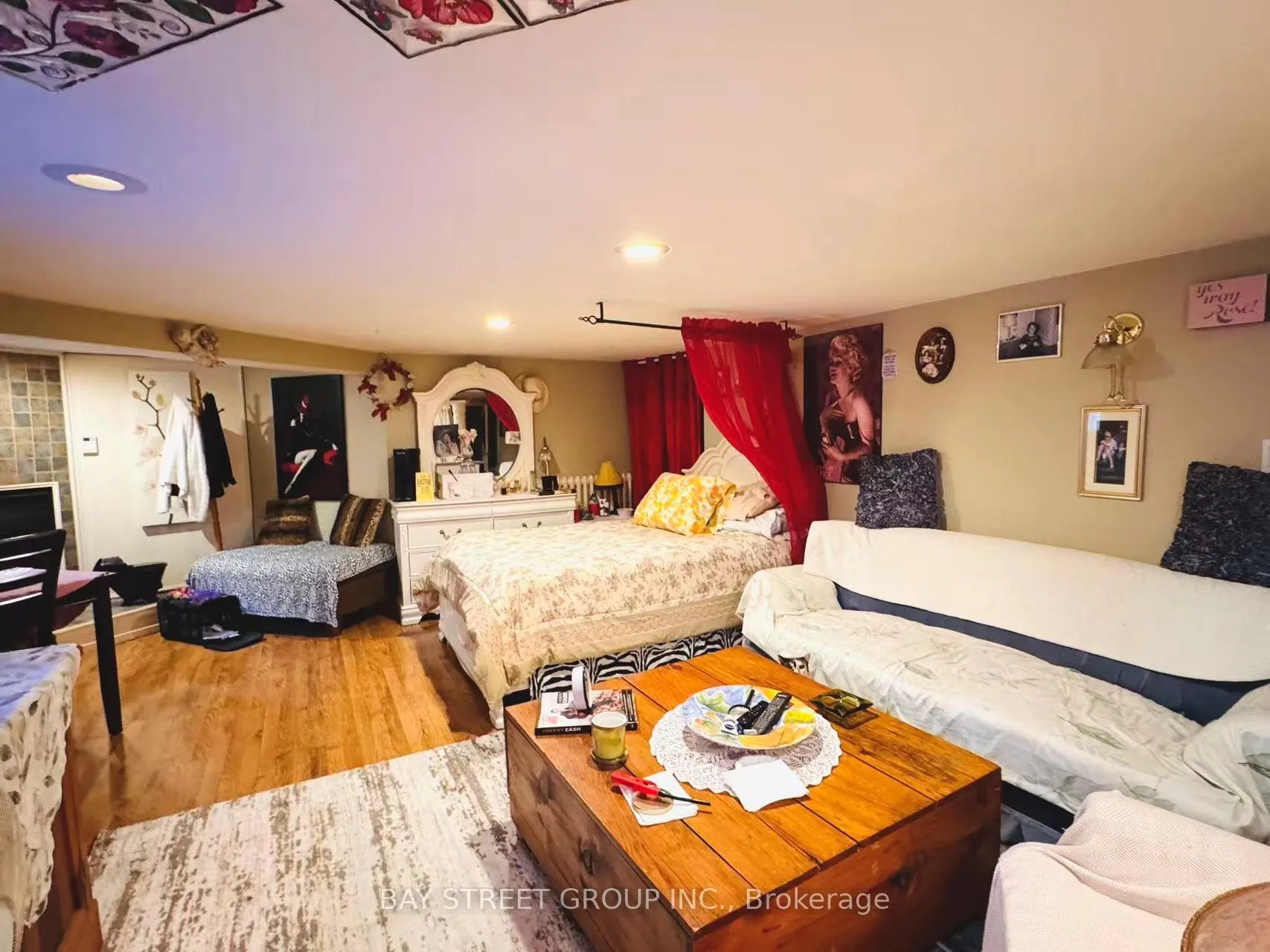 Photo 34 of 4983 River Road, Niagara Falls, Downtown — HOMEH