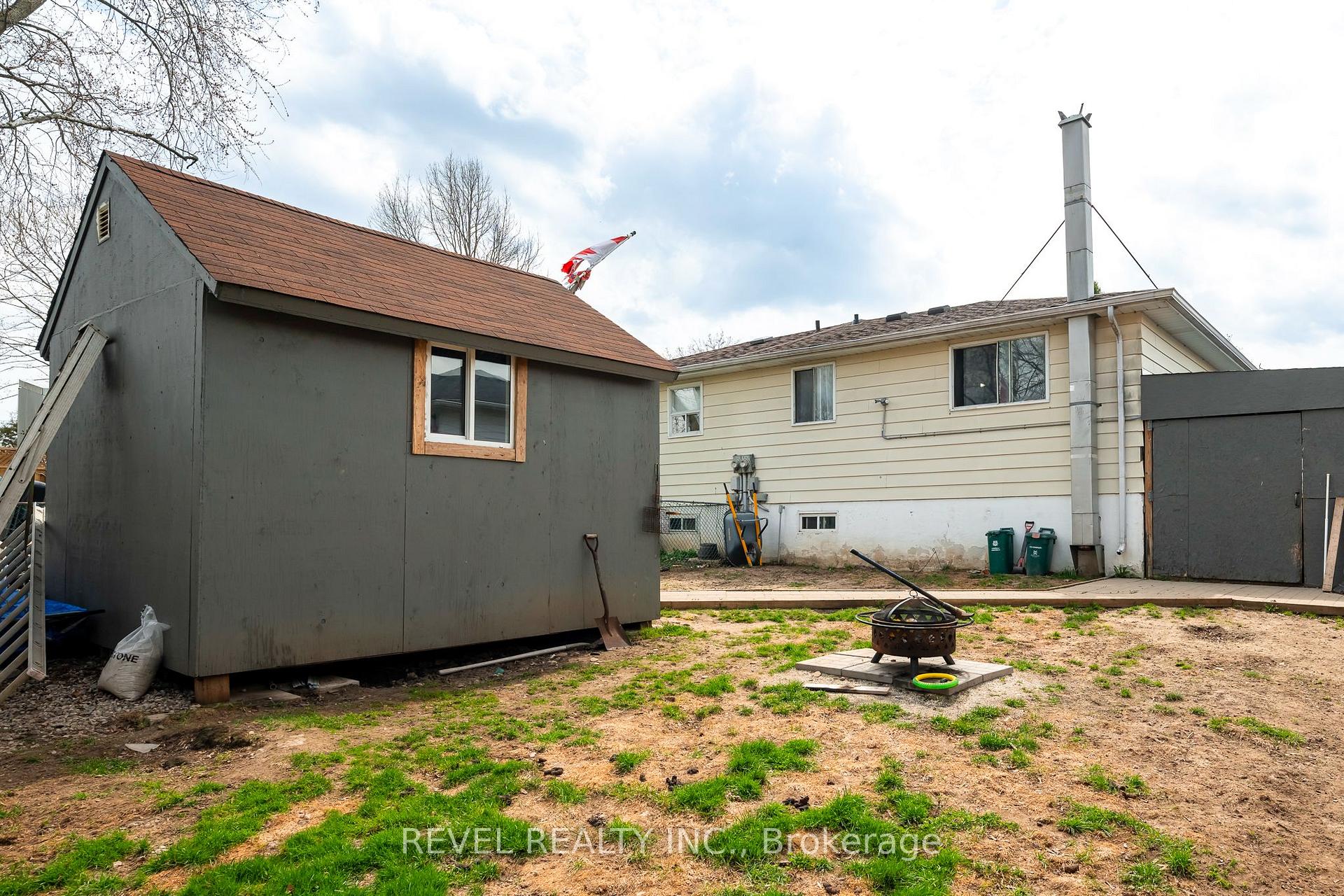 Photo 19 of 35 Edelwild Drive, Orangeville — HOMEH
