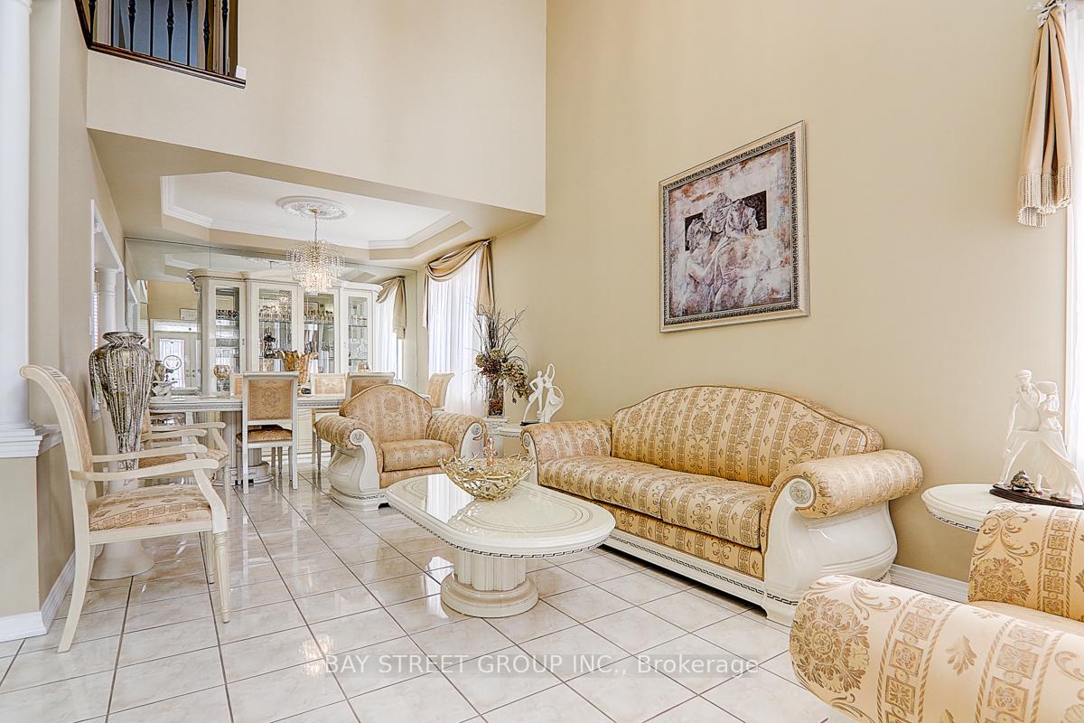 Photo 5 of 59 Robert Grundy Road, Markham, Cachet — HOMEH