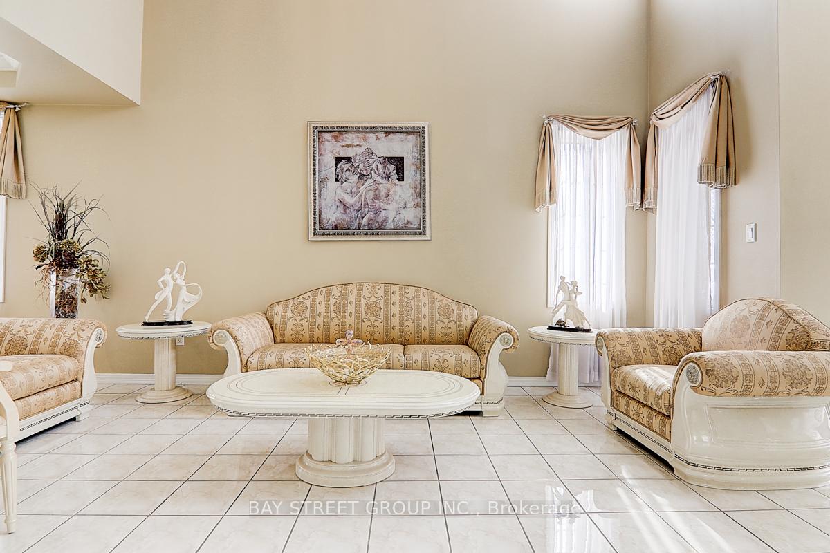 Photo 8 of 59 Robert Grundy Road, Markham, Cachet — HOMEH