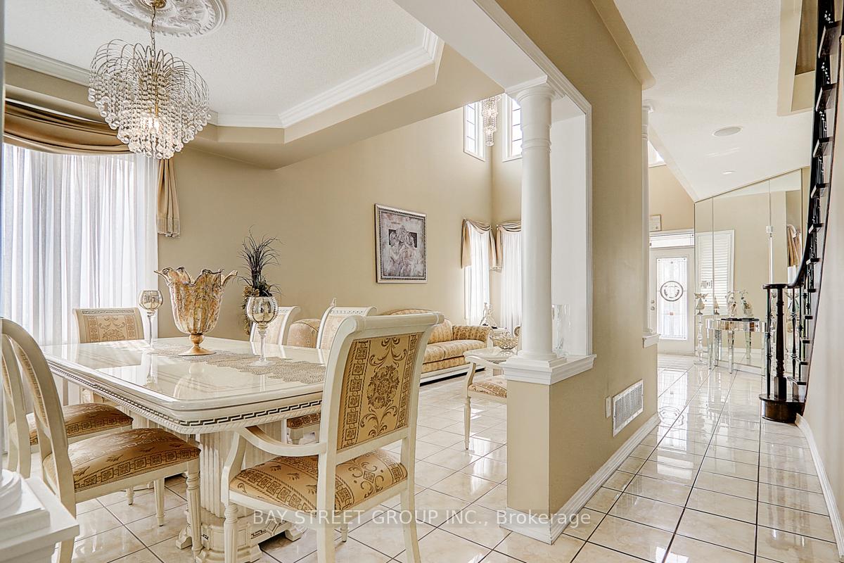 Photo 10 of 59 Robert Grundy Road, Markham, Cachet — HOMEH