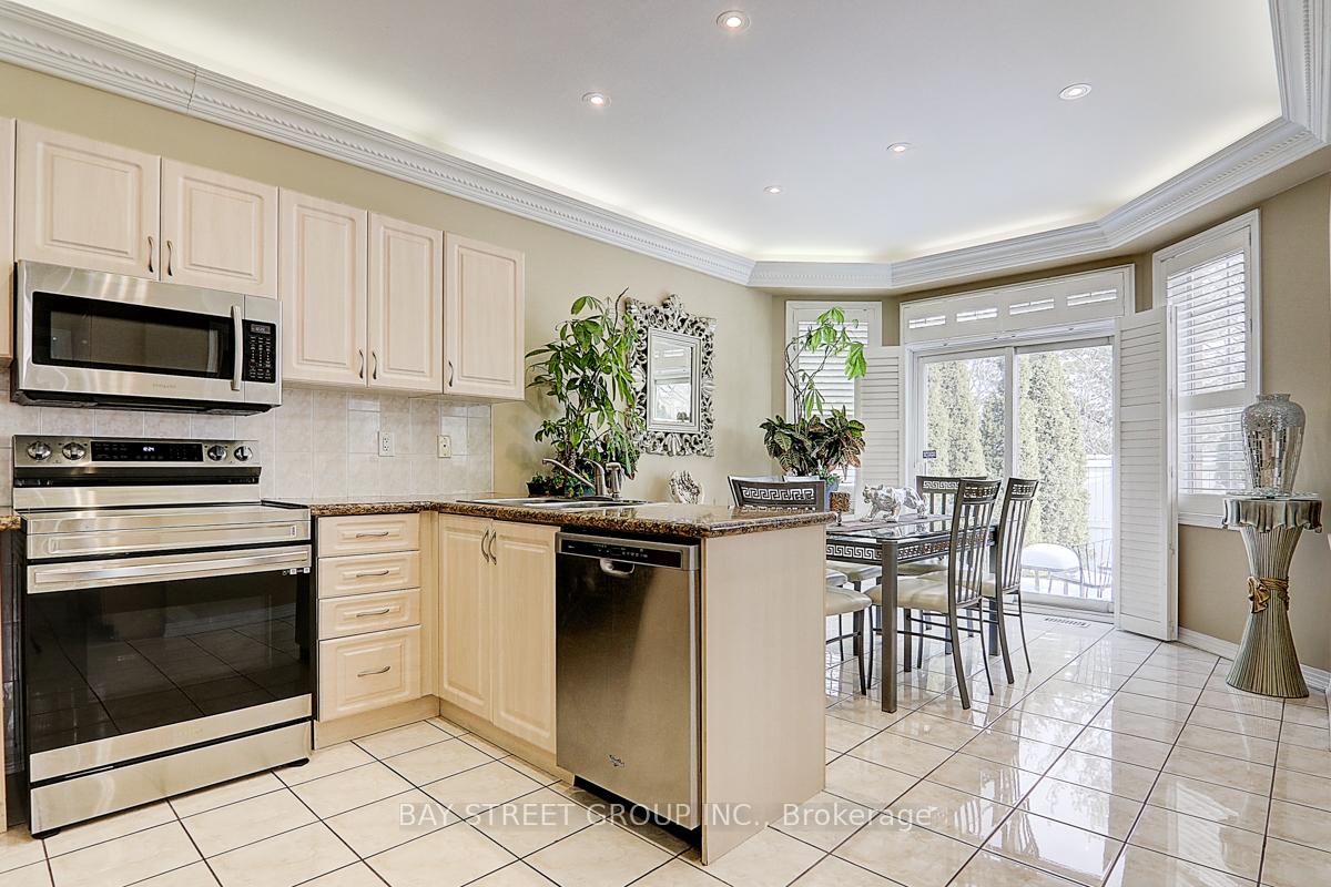 Photo 15 of 59 Robert Grundy Road, Markham, Cachet — HOMEH