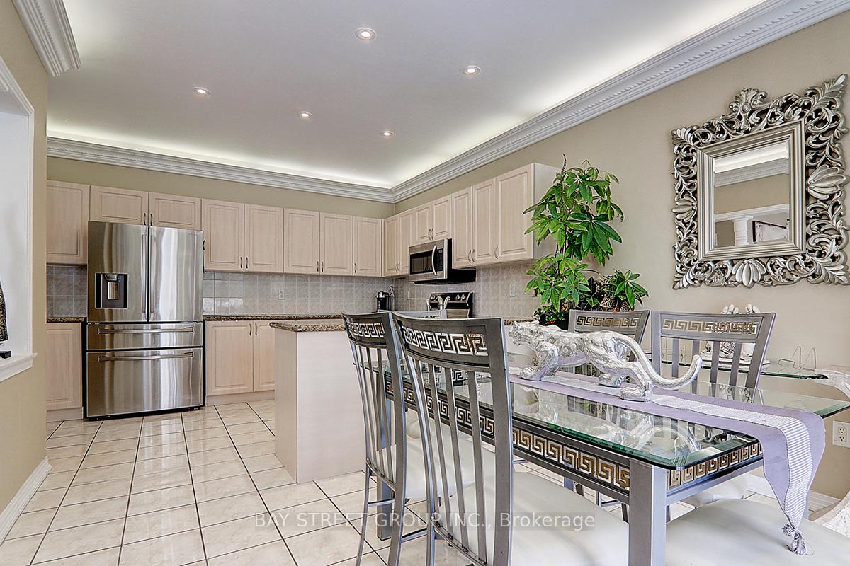 Photo 18 of 59 Robert Grundy Road, Markham, Cachet — HOMEH