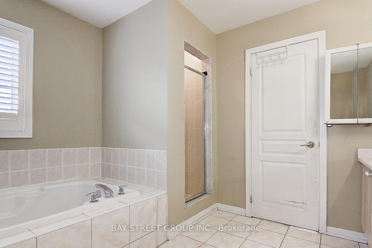 Photo 26 of 59 Robert Grundy Road, Markham, Cachet — HOMEH