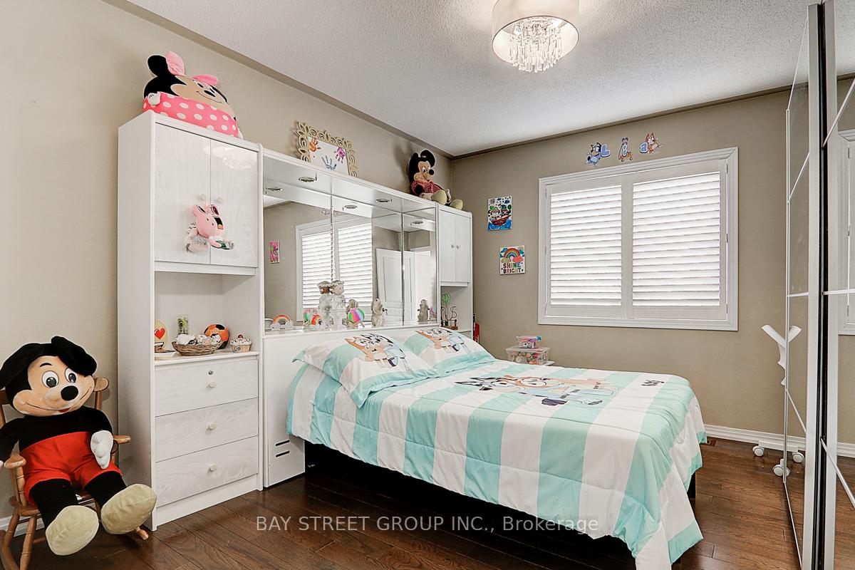Photo 35 of 59 Robert Grundy Road, Markham, Cachet — HOMEH