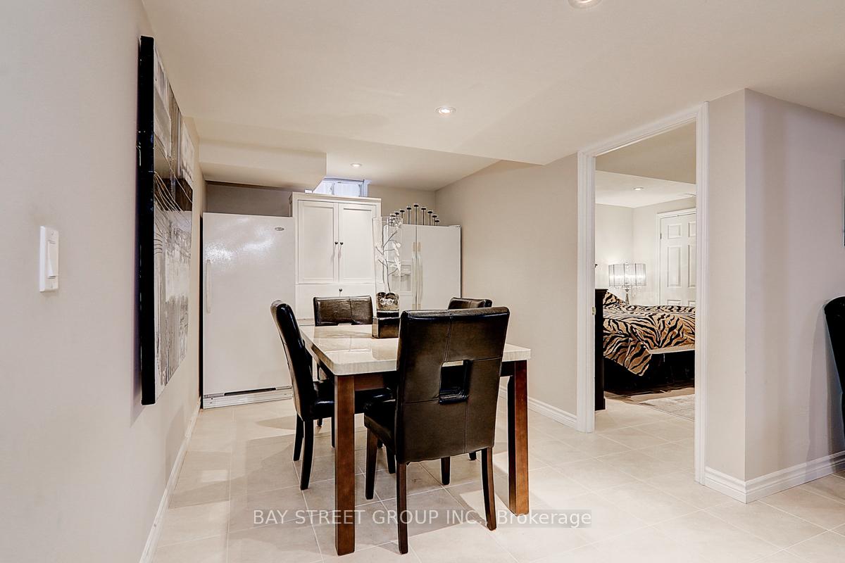 Photo 42 of 59 Robert Grundy Road, Markham, Cachet — HOMEH