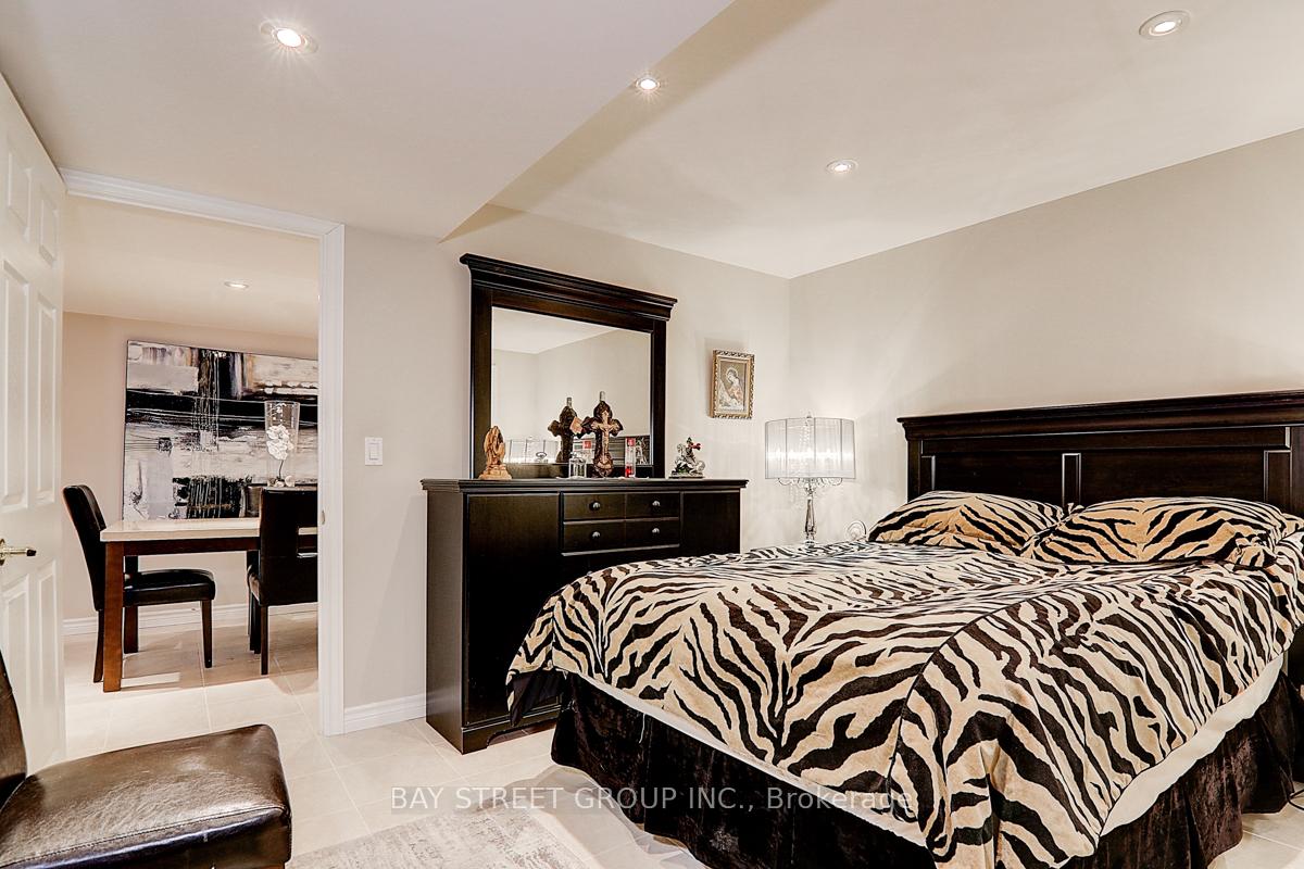 Photo 43 of 59 Robert Grundy Road, Markham, Cachet — HOMEH