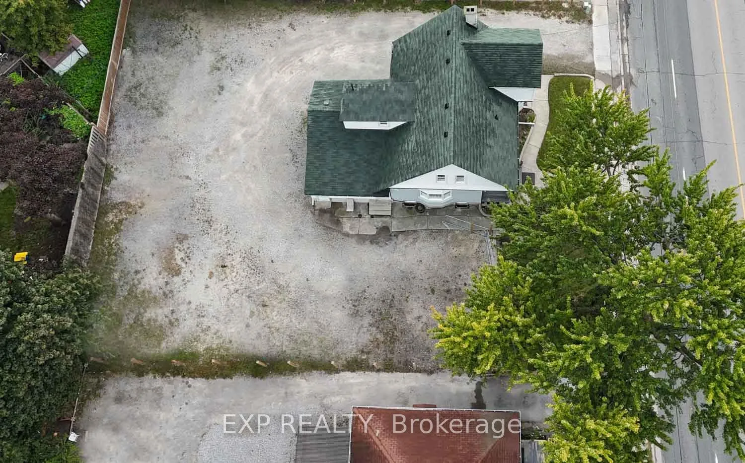 Photo 32 of 853 Simcoe Street S, Oshawa, Lakeview — HOMEH