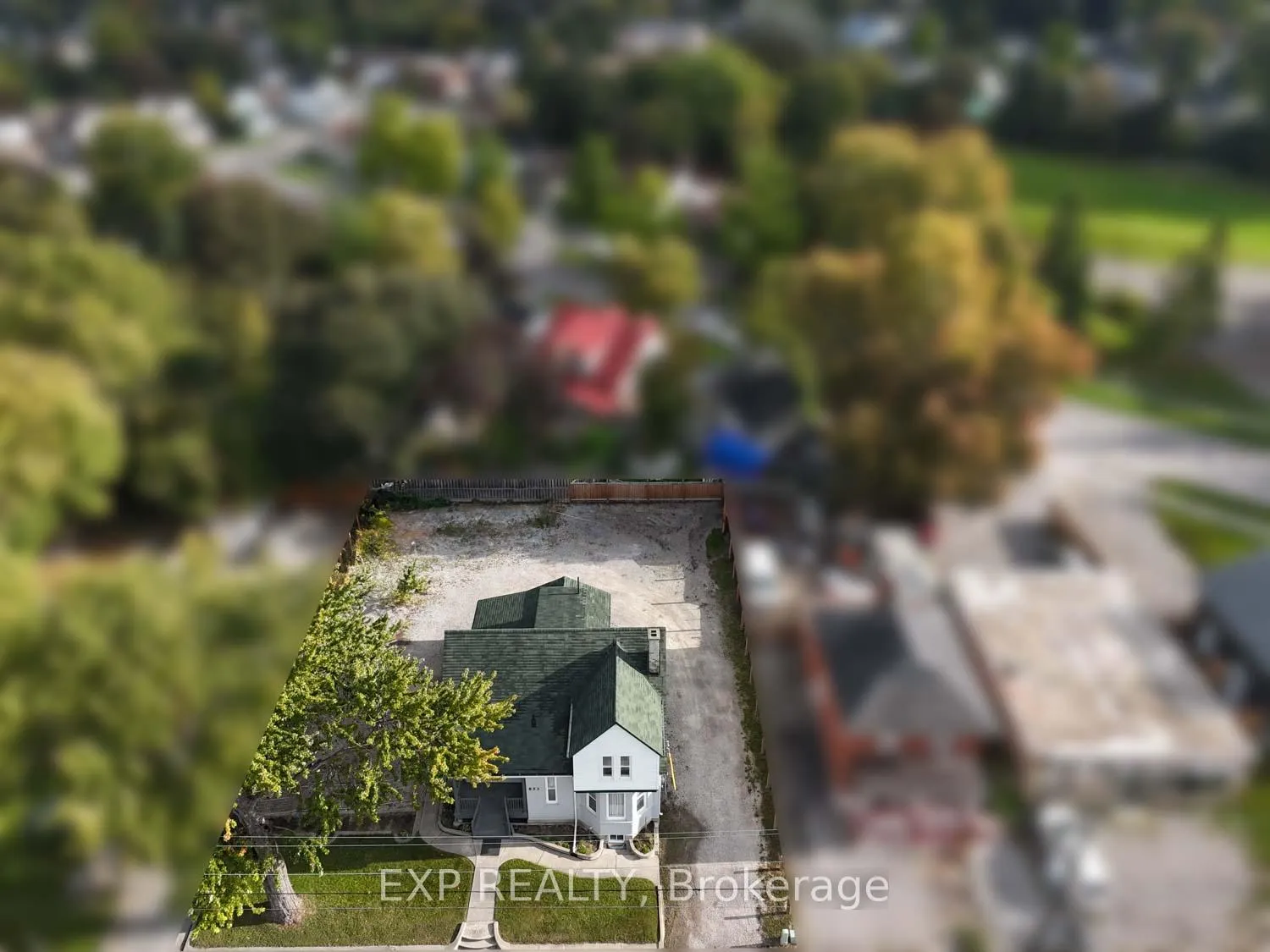 Photo 33 of 853 Simcoe Street S, Oshawa, Lakeview — HOMEH