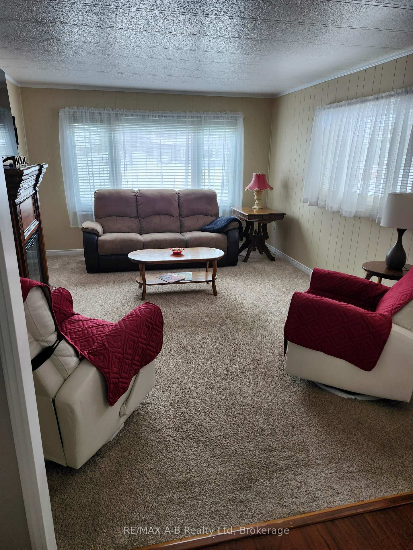 Photo 8 of 179 Birch Street, Perth East, Crystal Lake — HOMEH