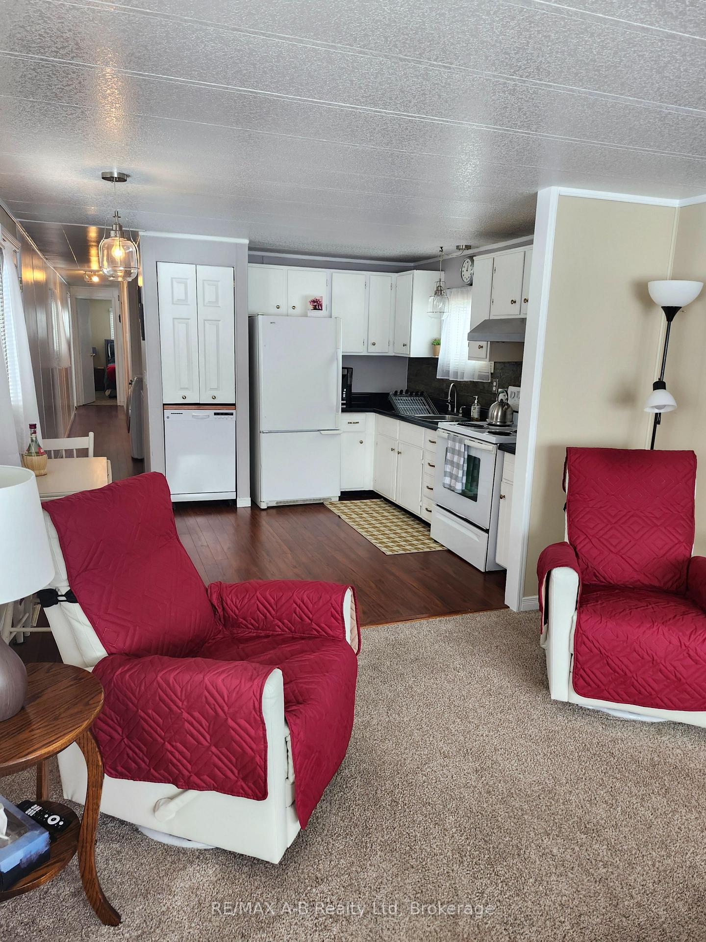 Photo 9 of 179 Birch Street, Perth East, Crystal Lake — HOMEH