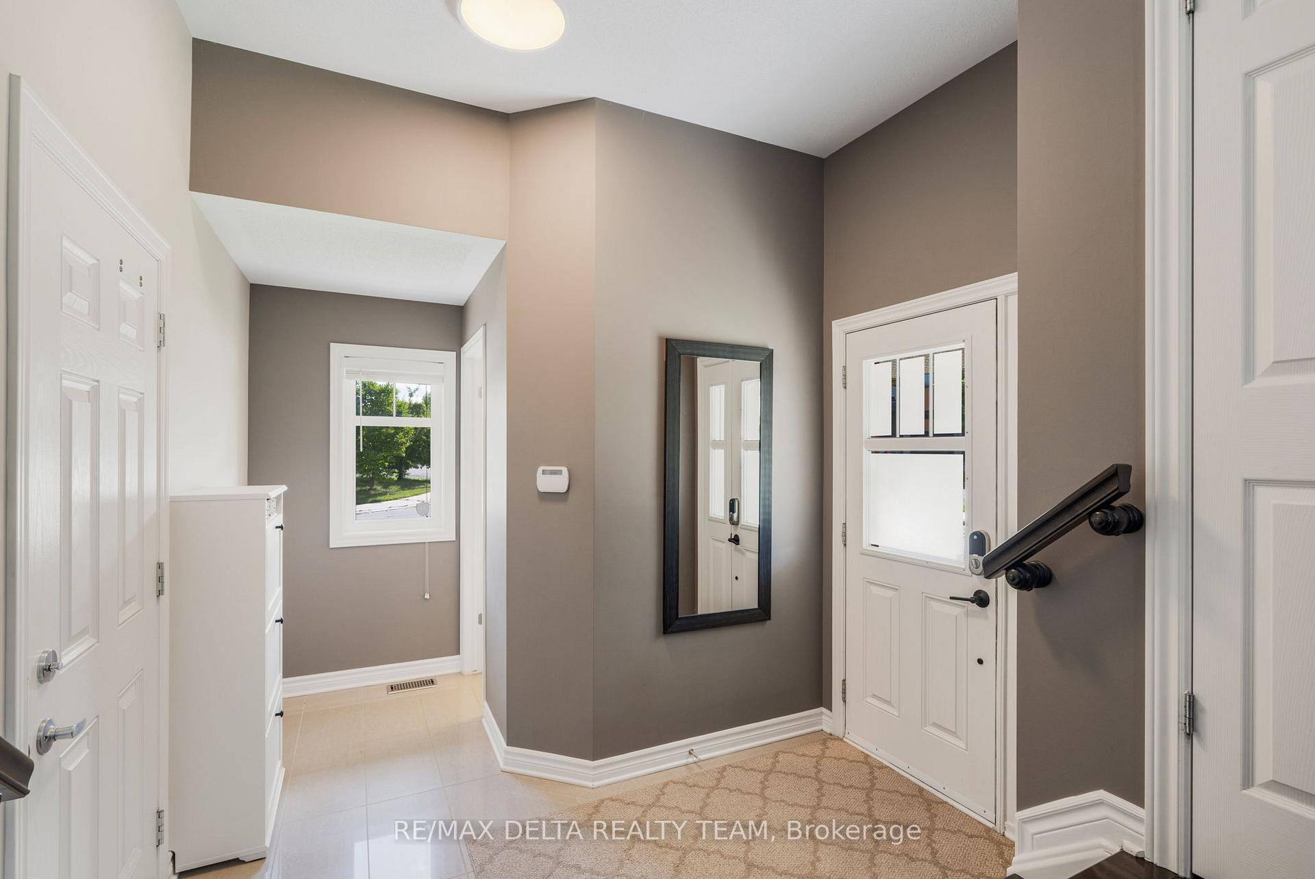 Photo 5 of 564 Langelier Avenue, Ottawa, Mer Bleue/Bradley Estates/Anderson Park — HOMEH