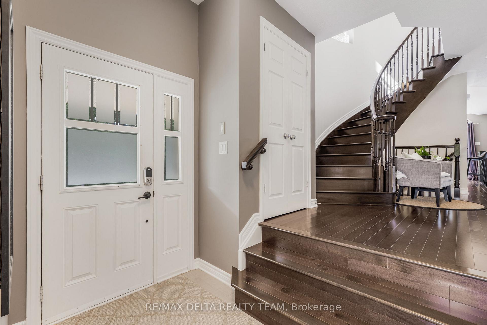 Photo 6 of 564 Langelier Avenue, Ottawa, Mer Bleue/Bradley Estates/Anderson Park — HOMEH