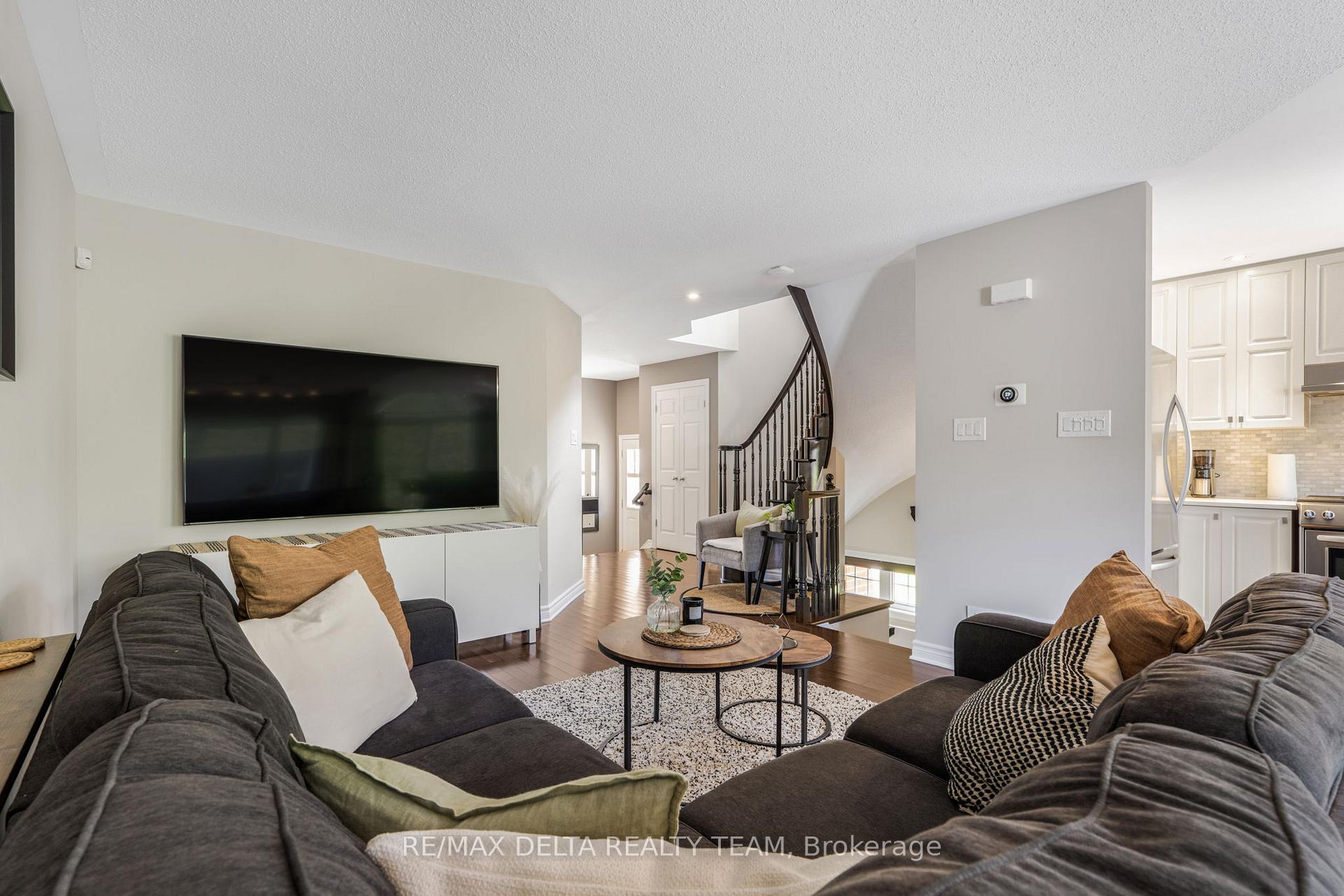 Photo 8 of 564 Langelier Avenue, Ottawa, Mer Bleue/Bradley Estates/Anderson Park — HOMEH