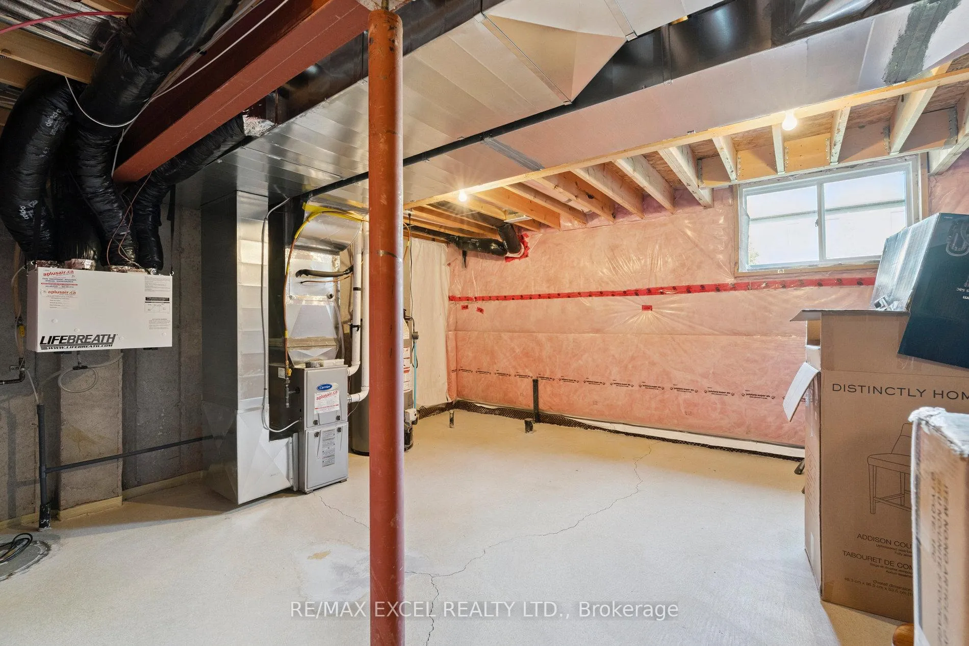 Photo 7 of 6401 Shapton Crescent, Niagara Falls, Forestview — HOMEH