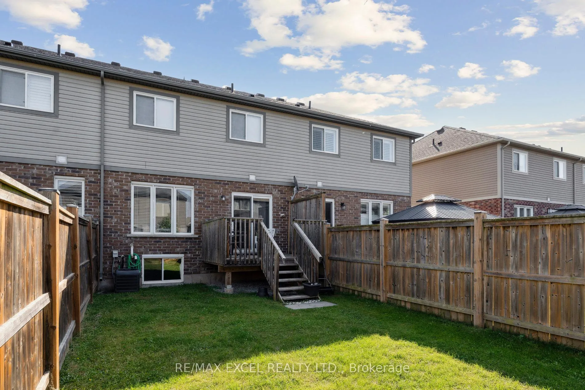 Photo 16 of 6401 Shapton Crescent, Niagara Falls, Forestview — HOMEH