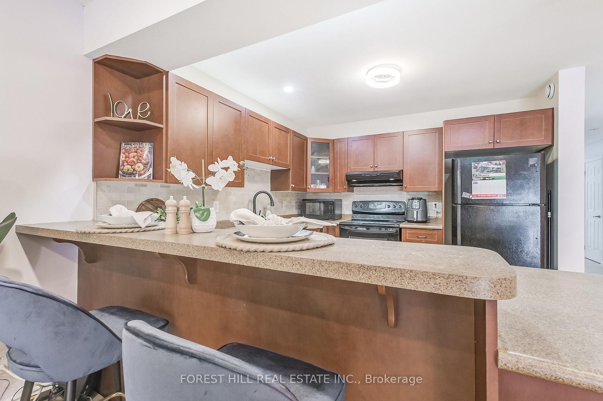 Photo 16 of 267 Thompson Road, Orangeville — HOMEH
