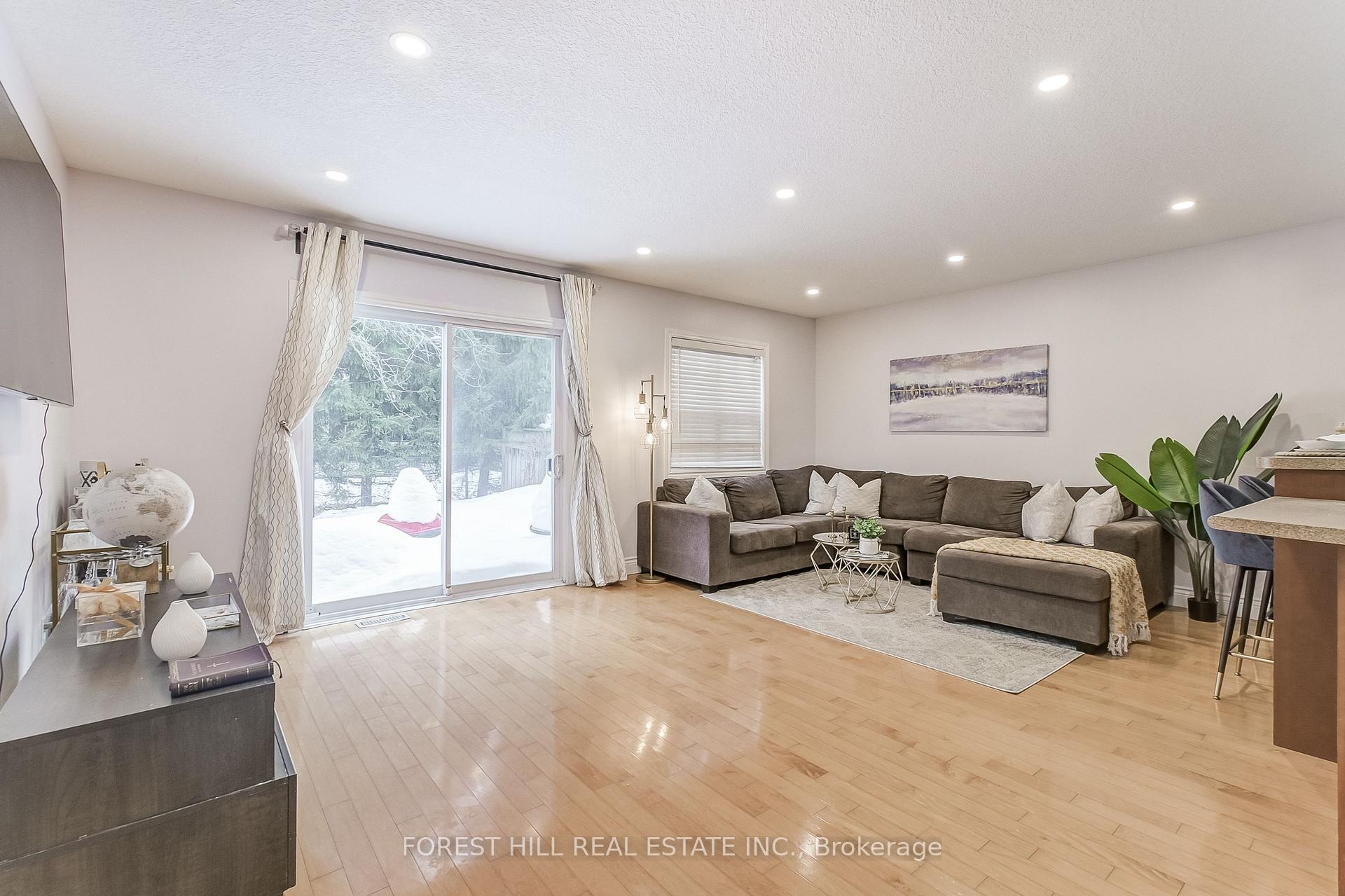 Photo 18 of 267 Thompson Road, Orangeville — HOMEH