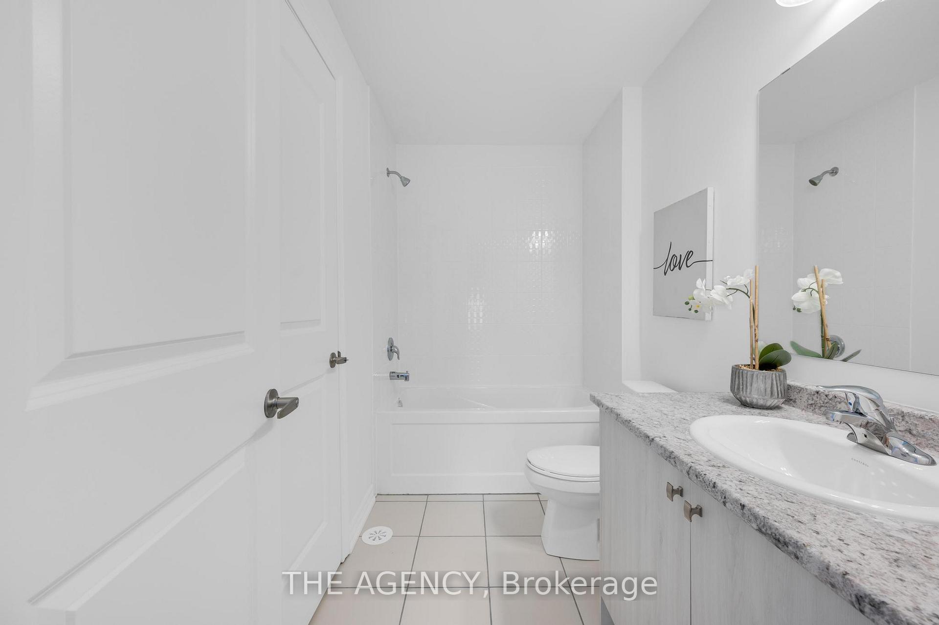 Photo 5 of 33 Bruce Boyd Drive, Markham, Cornell — HOMEH