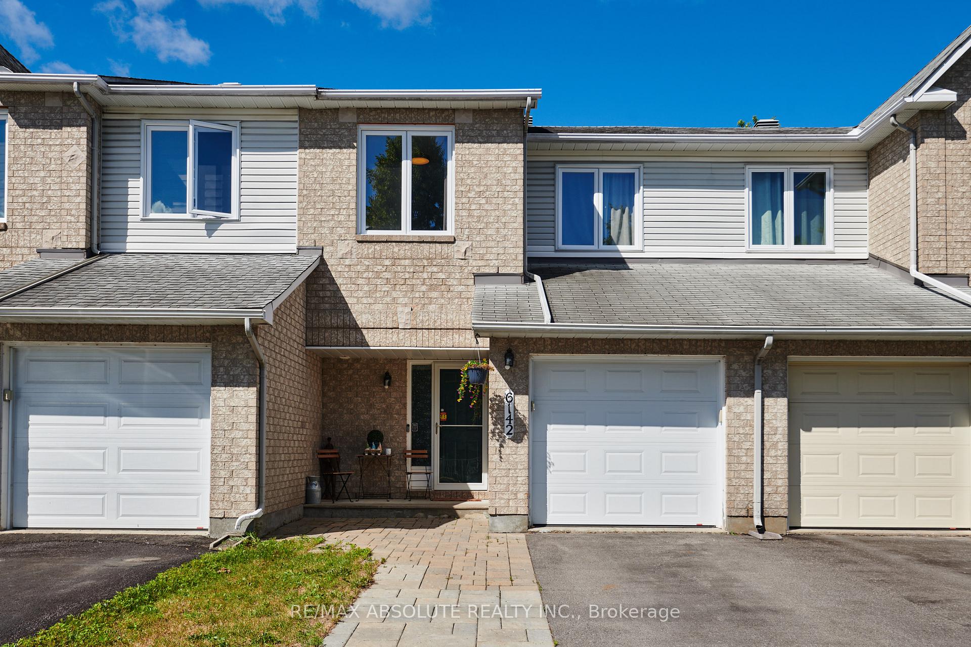Photo 1 of 6142 Arbourwood Drive, Ottawa, Chapel Hill — HOMEH