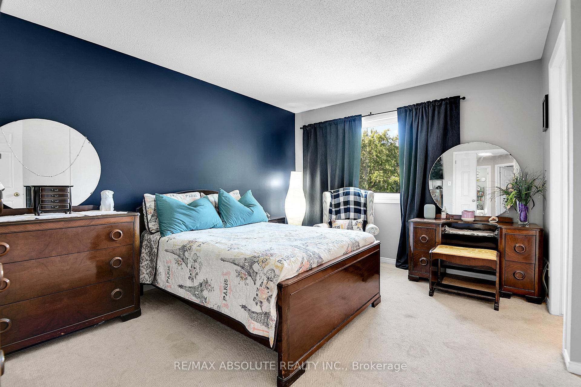 Photo 15 of 6142 Arbourwood Drive, Ottawa, Chapel Hill — HOMEH