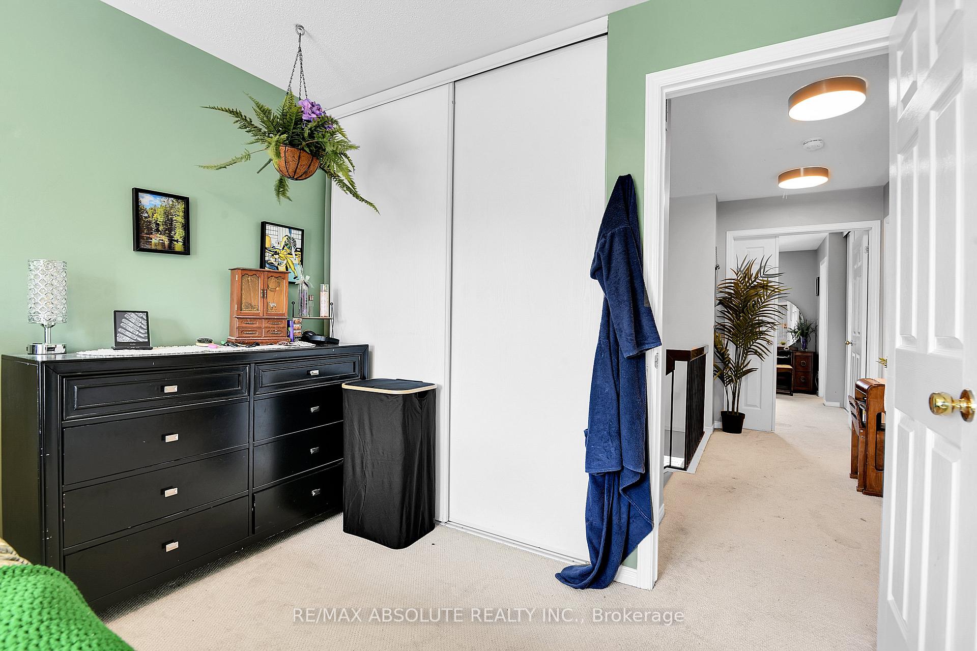 Photo 19 of 6142 Arbourwood Drive, Ottawa, Chapel Hill — HOMEH