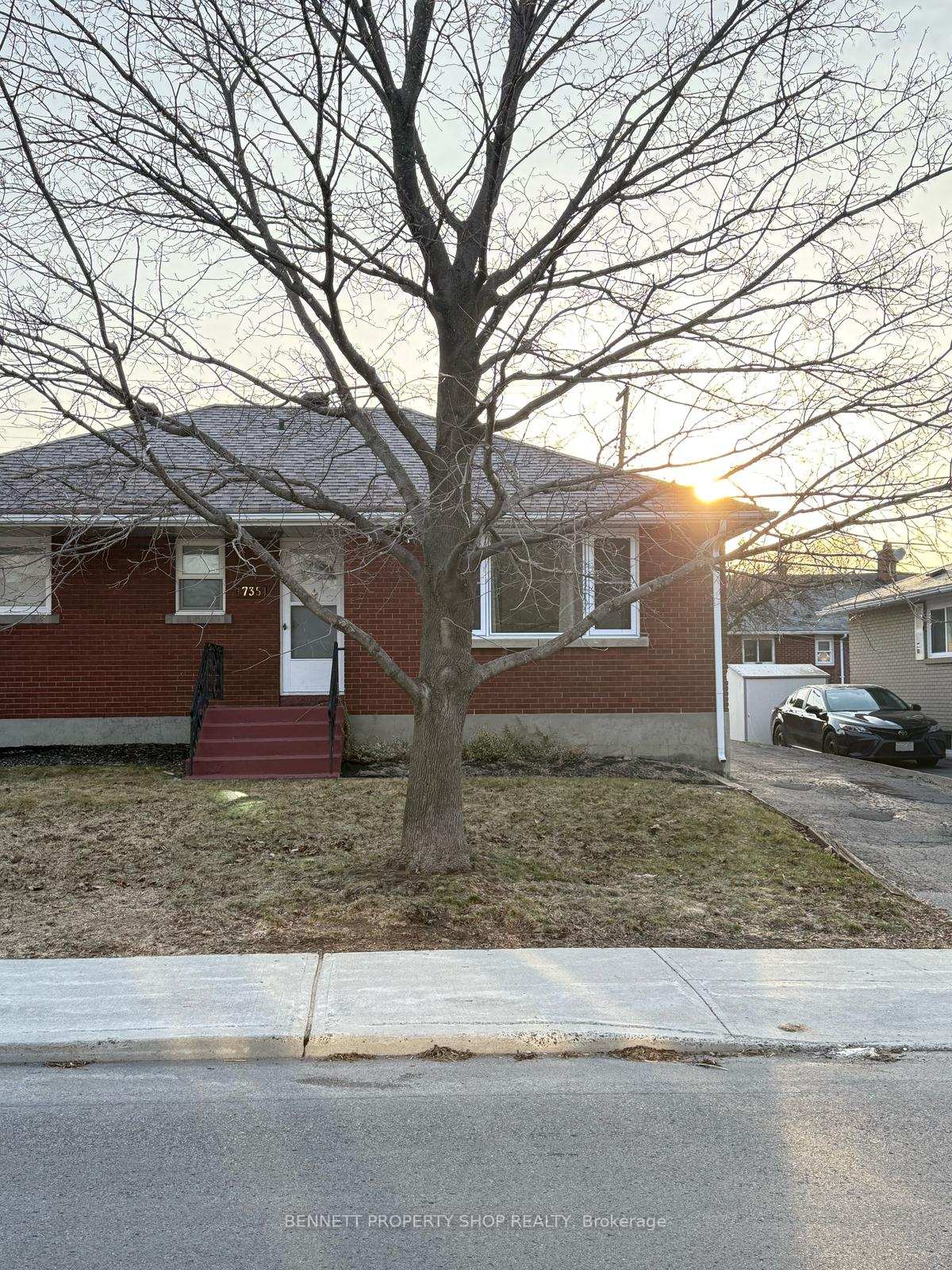 Front of 735 Borthwick Avenue
