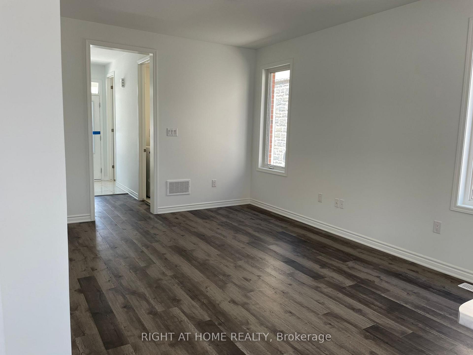 Photo 4 of 559 Bellflower Court, Milton, Walker — HOMEH