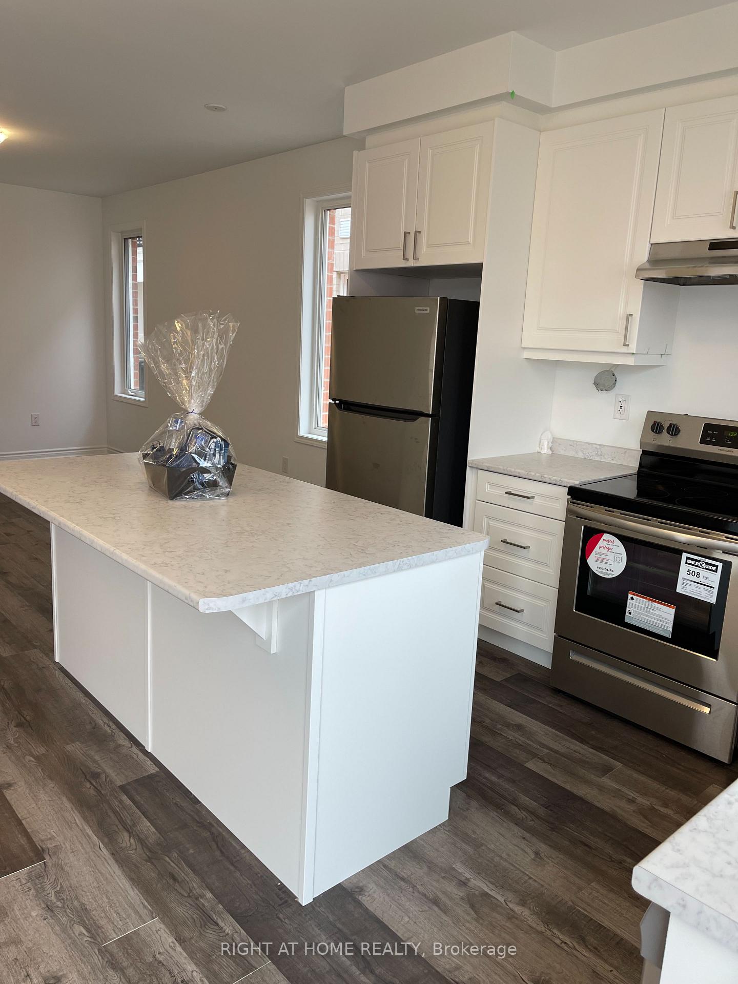 Photo 7 of 559 Bellflower Court, Milton, Walker — HOMEH