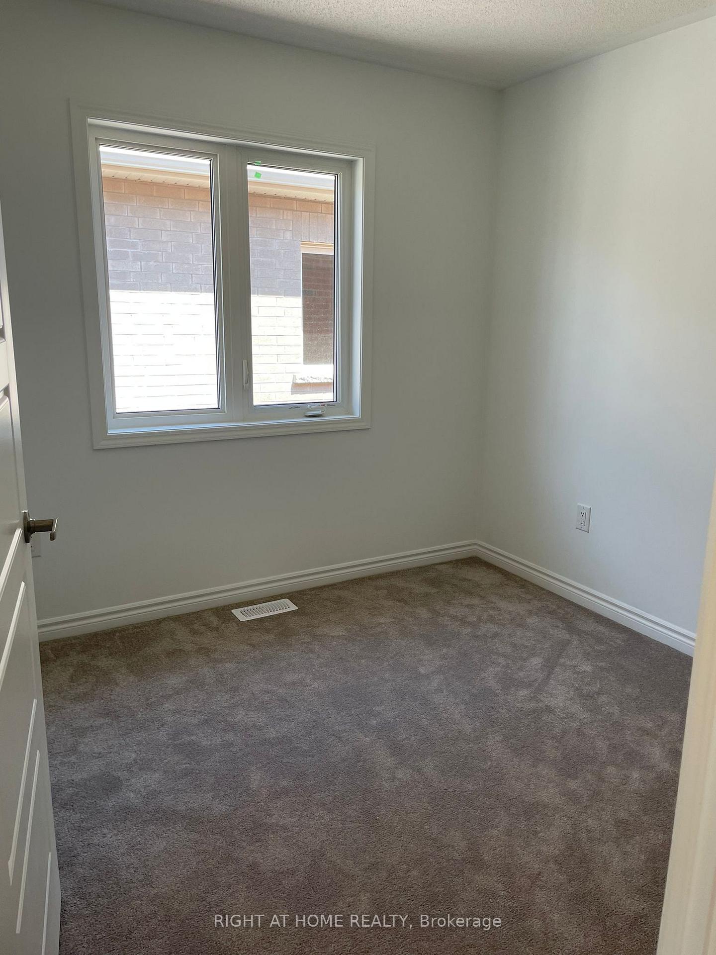 Photo 23 of 559 Bellflower Court, Milton, Walker — HOMEH