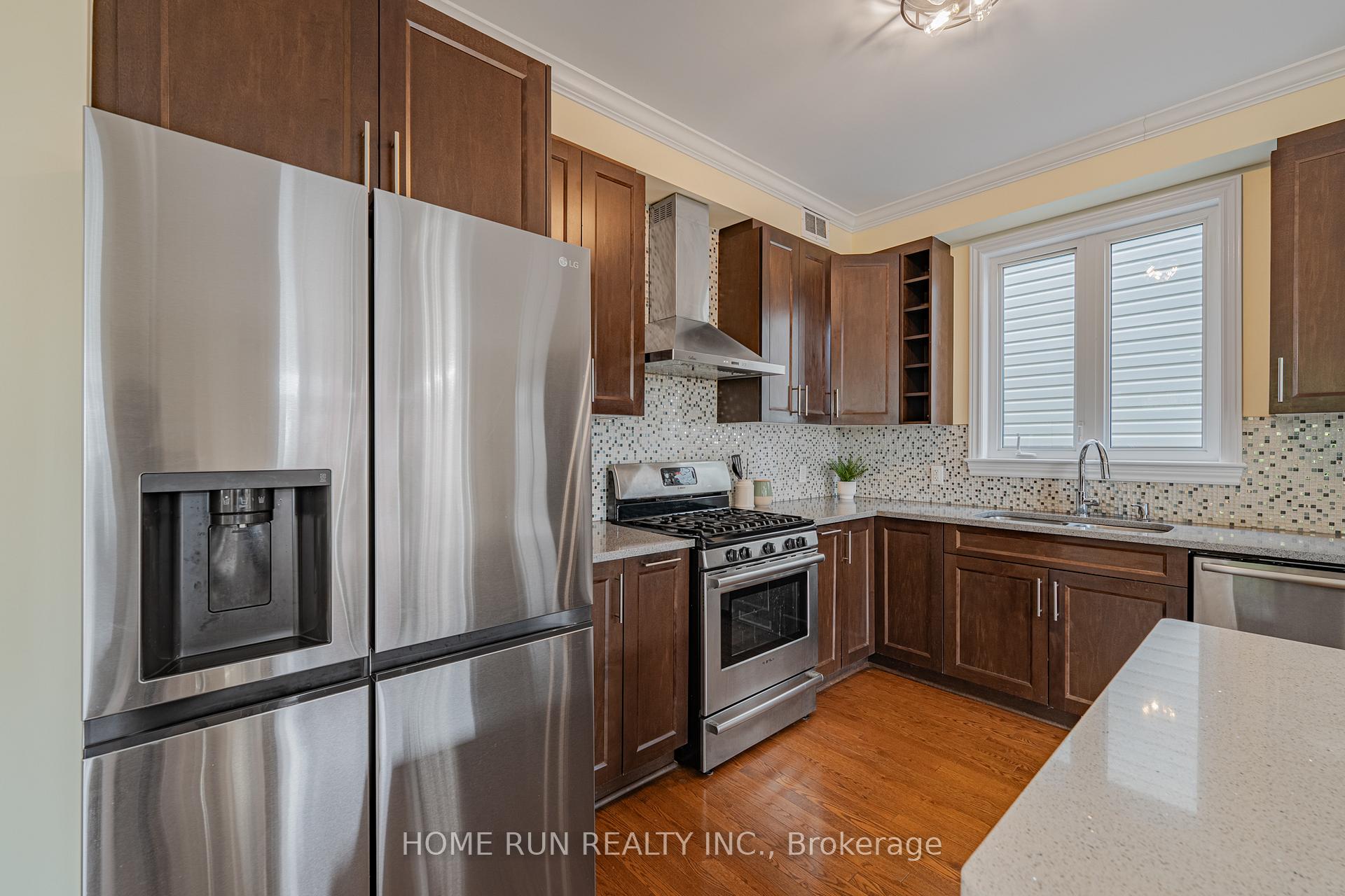 Photo 23 of 393 Grammond Circle, Ottawa, Avalon West — HOMEH